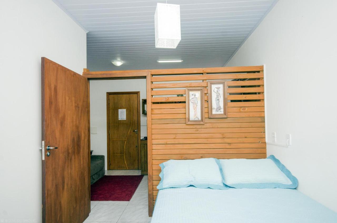 Residencial Salmao Aparthotel Бомбиняс Екстериор снимка